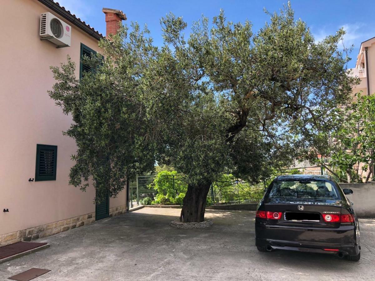 Villa Oliva Makarska Exterior photo